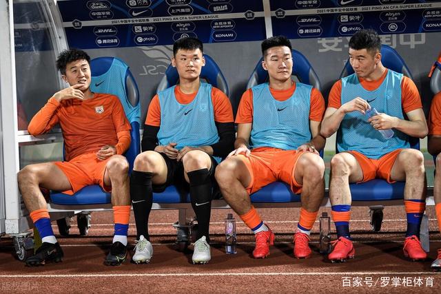 直播吧：山东与祝铭震签下3+1C类合同 与陶汉林、高诗岩商讨续约